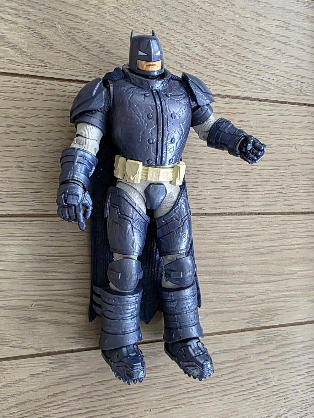 DC Multiverse Armored Batman: The Dark Knight Returns Blue Edition | McFarlane